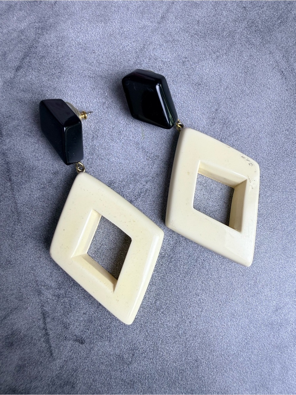Vintage-Inspired Black and Ivory Geometric Drop Earrings
